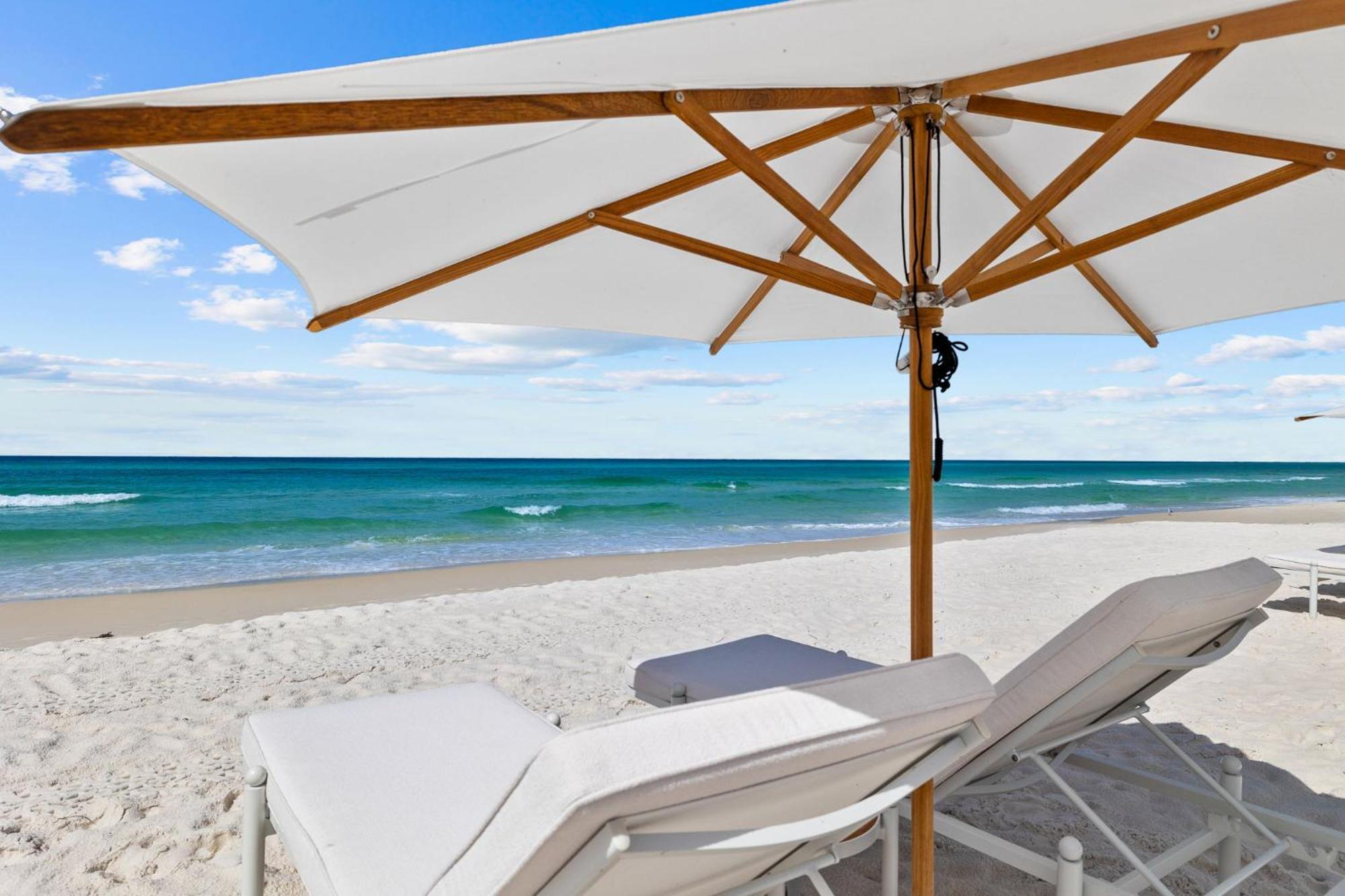 Kaiya Beach Resort Inlet Beach 외부 사진